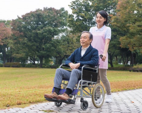 介護　仕事内容　違い